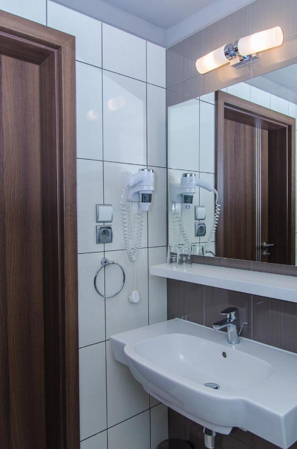 Hotel Artus - Old Town Gdansk Phòng bức ảnh